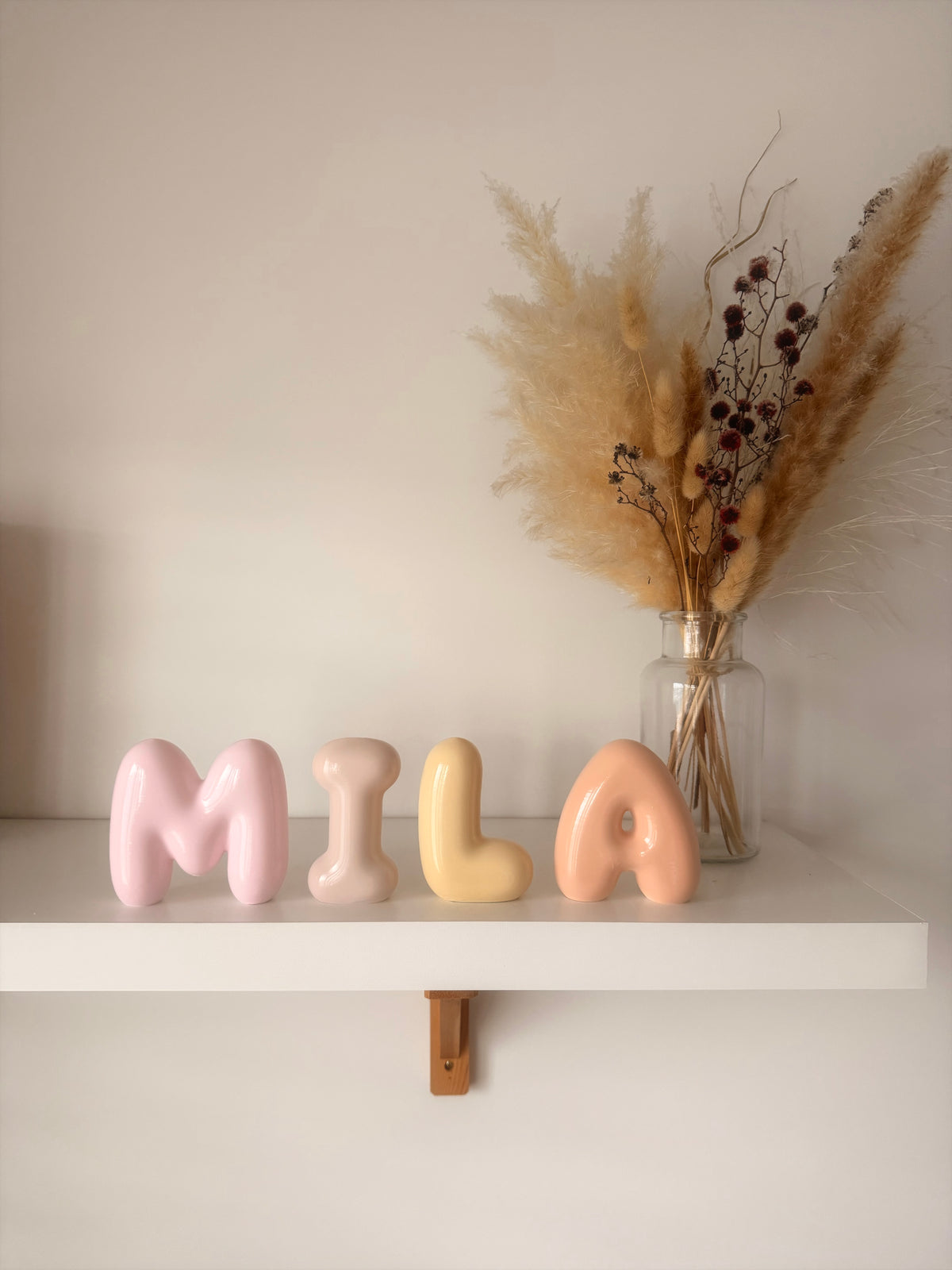 Standing Bubble Letters